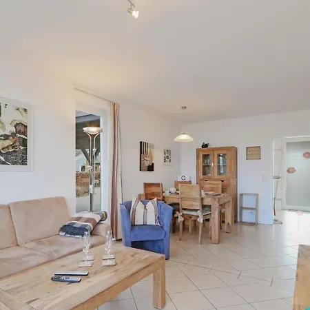 2 Bedroom Gorgeous In *